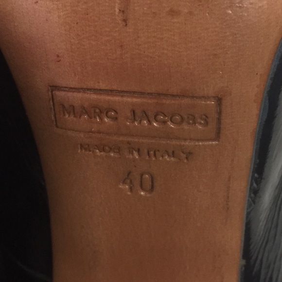 MARC JACOBS Patent Leather Mary Jane Heel Bluish - Picture 6 of 6